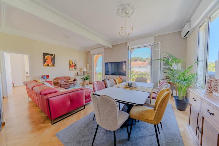 CAP DE NICE - VILLA-VUE MER - RÉNOVÉ