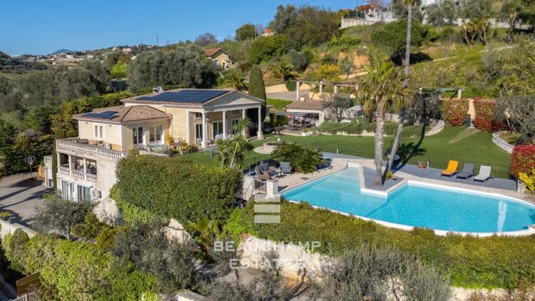 Co-Exclusivité - Villa néo-provençale 5 chambres avec piscine  - Nice Ouest