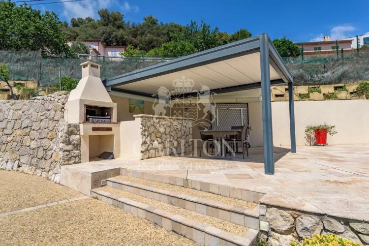 Havre de paix, proche de Nice, villa avec piscine