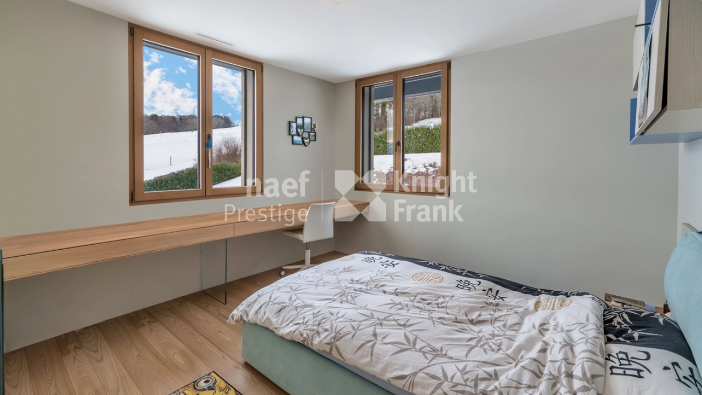 6DNlP_lookmove_238005128_5.jpg