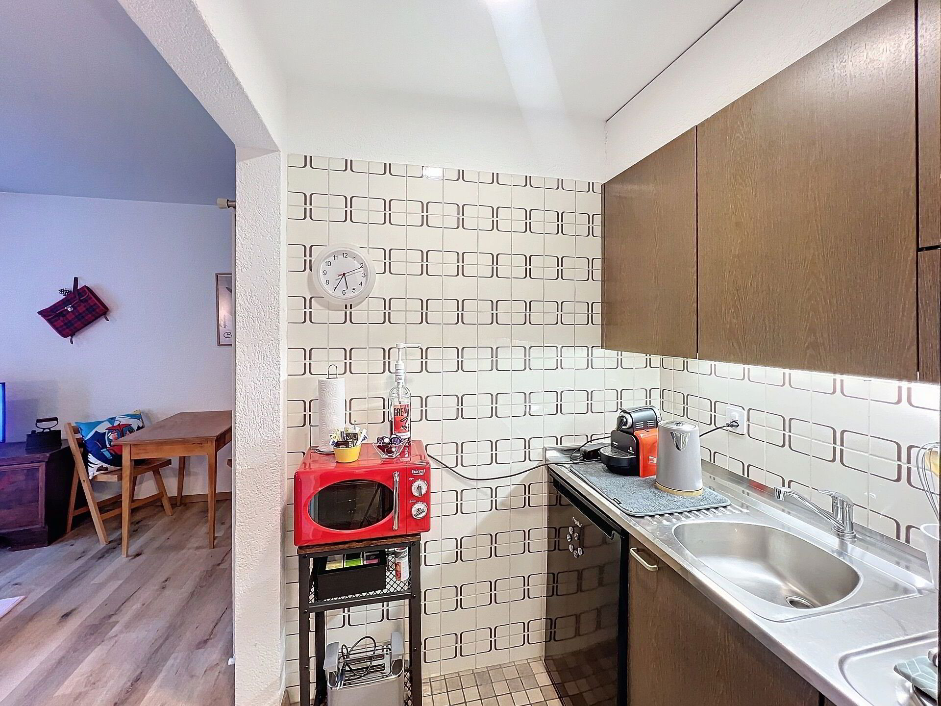 7pTt1_lookmove_238082790_7.jpg