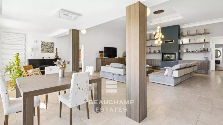 Co-Exclusivité - Villa néo-provençale 5 chambres avec piscine  - Nice Ouest