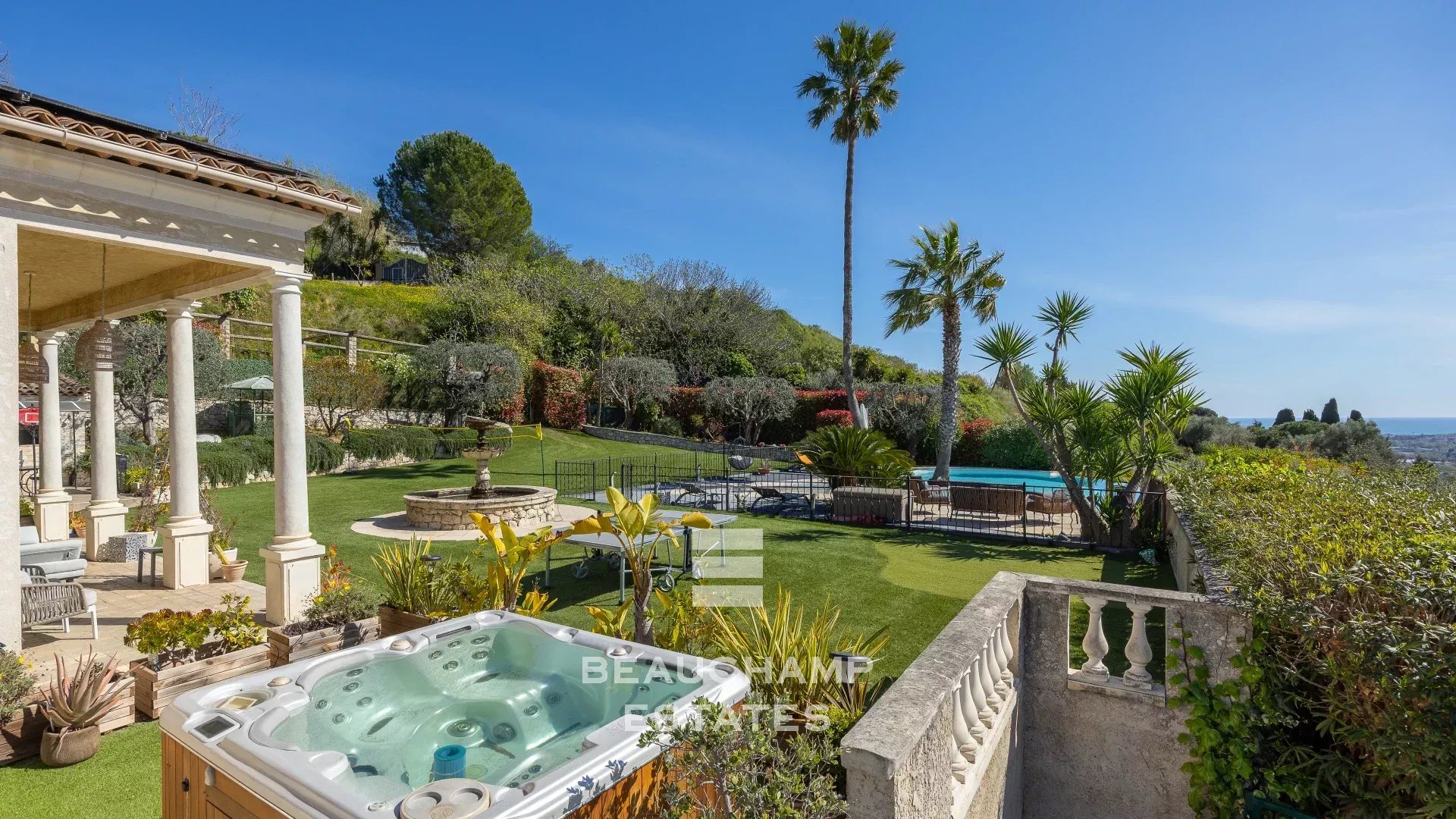 Co-Exclusivité - Villa néo-provençale 5 chambres avec piscine  - Nice Ouest