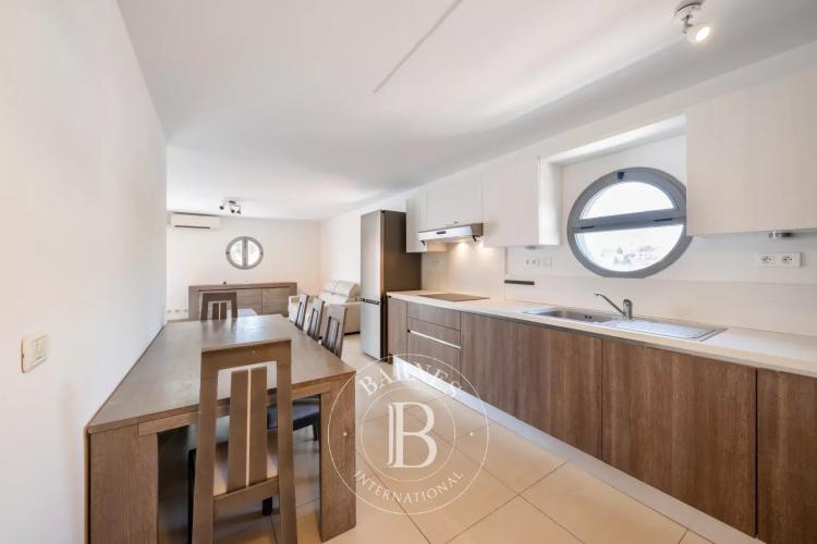 Appartement Cros de Cagnes à quelques mètres des plages et au calme