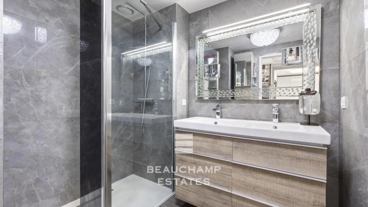 Appartement esprit loft avec vue mer - Nice Gairaut