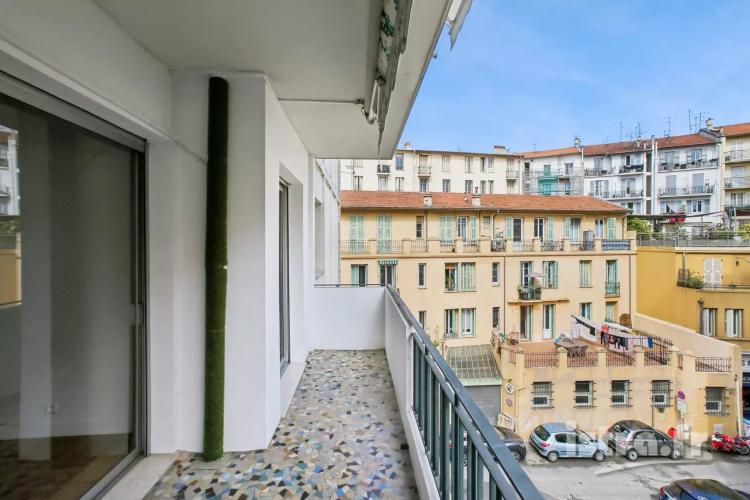 Nice quartier Musiciens : Vaste 3 pièces avec terrasse