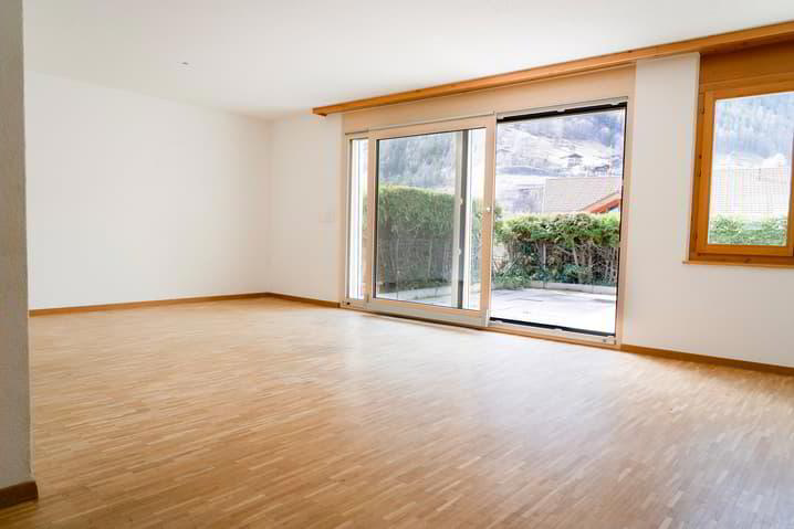 m6oWR_lookmove_237644506_2.jpg