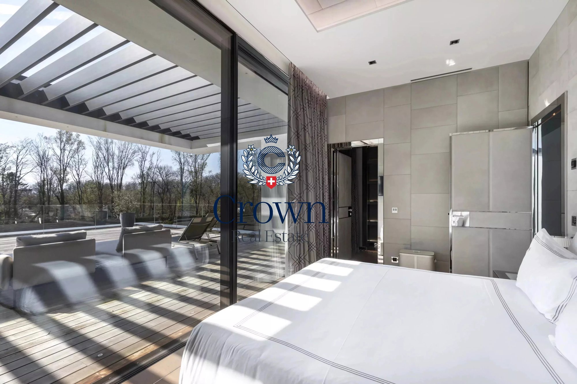 ZWtKR_lookmove_237883215_7.jpg